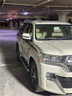 تويوتا لاندكروزر